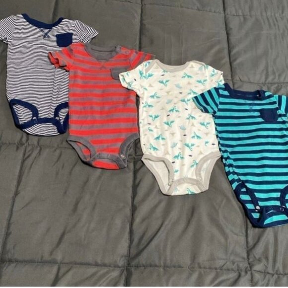 Bundle of Onesies - Picture 1 of 6